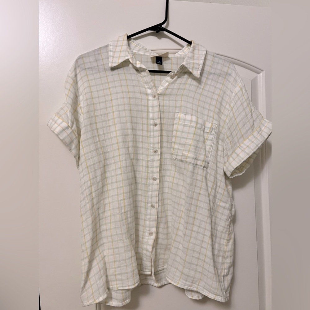 Universal Thread Button Down Shirt